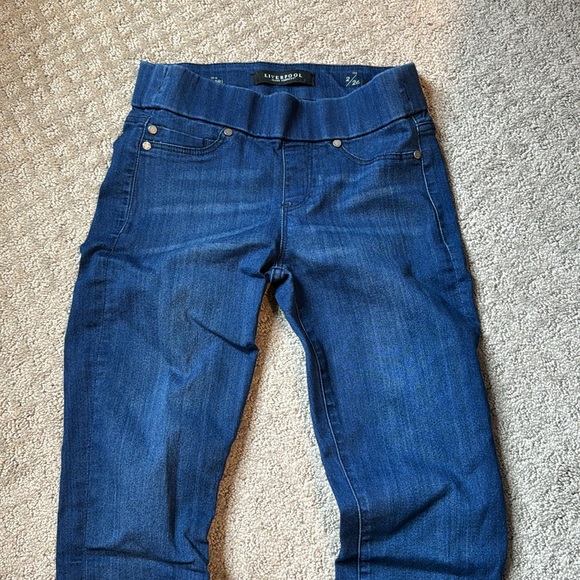 Stretchy Jeggings - Picture 5 of 9